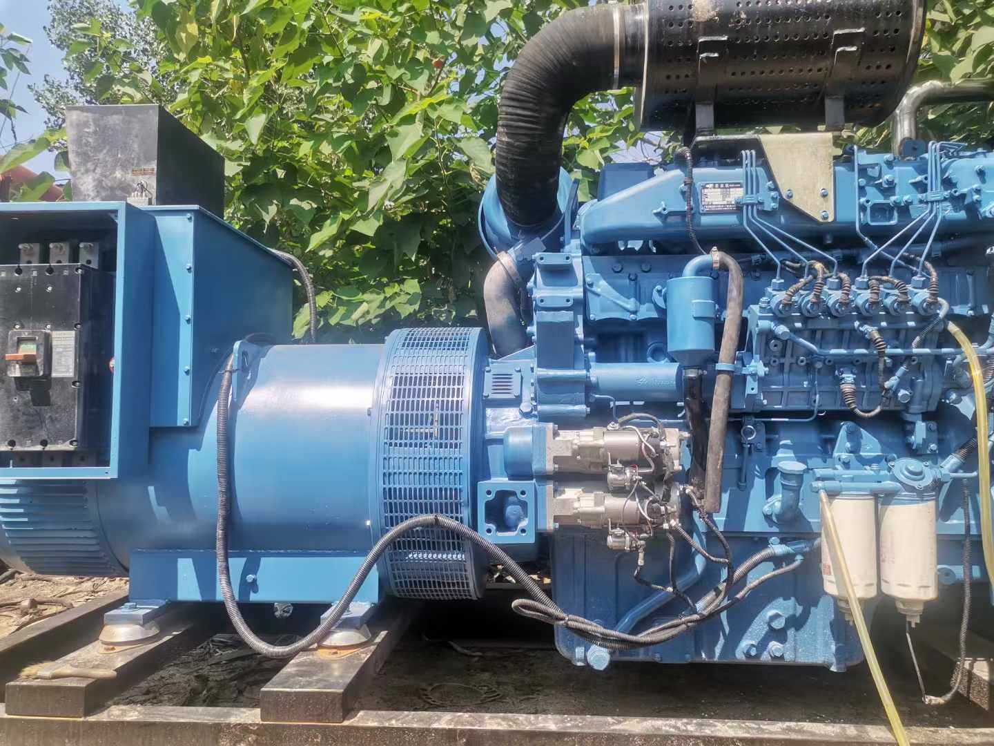 政和详细说明降低 800kW 柴油发电机输出电流波动的方法